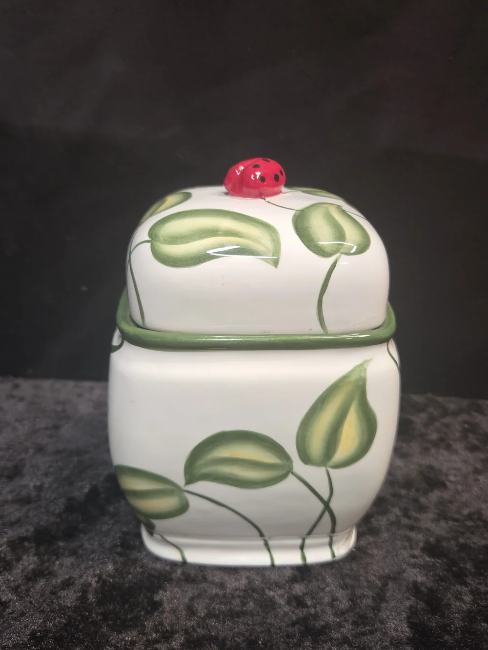 Harry & David Small Cannister w/Lid, Ceramic, Lady Bug, Bee, Dragon Fly  (R)